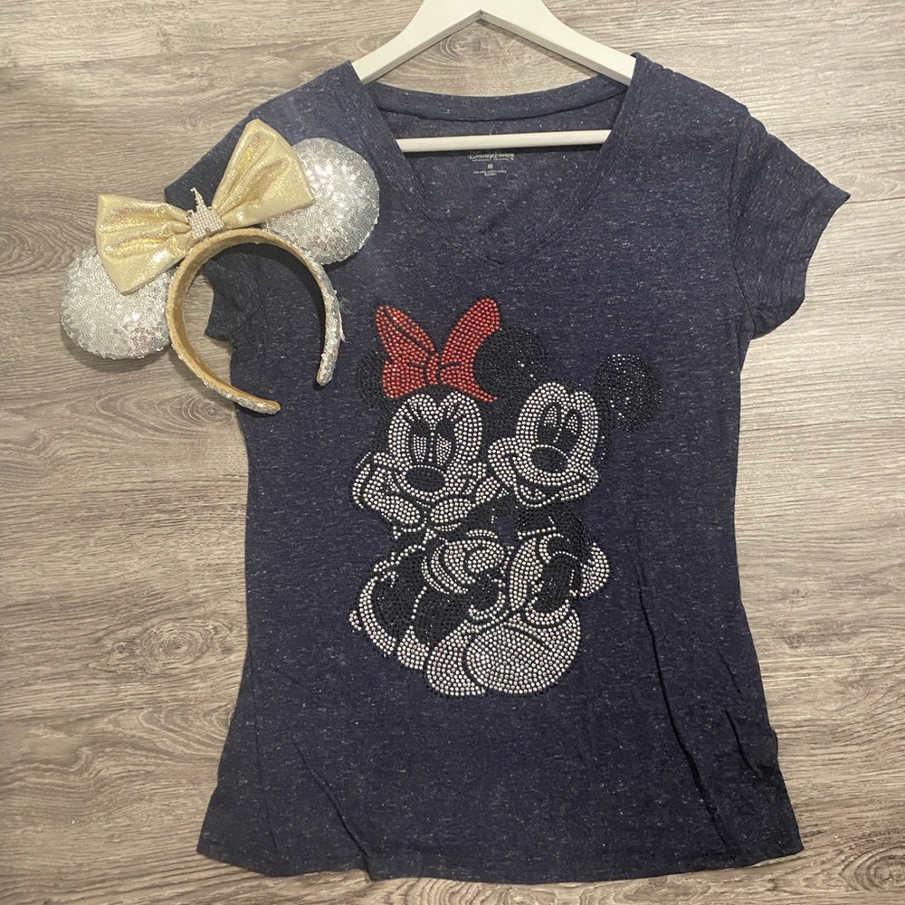 Disney Parks t-shirt and Minnie Mouse “ears” headband.